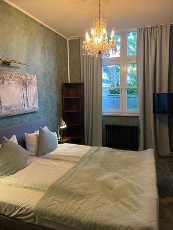 Ferienwohnung Alte Schule 22 Am Saseler Markt 2 Schlafzimmer & Baeder Hochwertig هامبورغ المظهر الخارجي الصورة