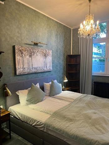 Ferienwohnung Alte Schule 22 Am Saseler Markt 2 Schlafzimmer & Baeder Hochwertig هامبورغ المظهر الخارجي الصورة